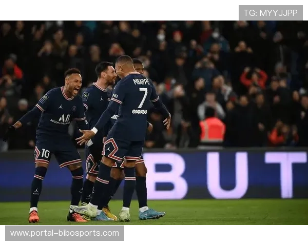 马赛vs巴黎圣日耳曼延期因天气，择日再战